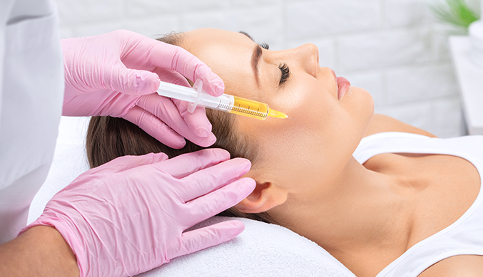 Hands Rejuvenation - Moulding & smoothing