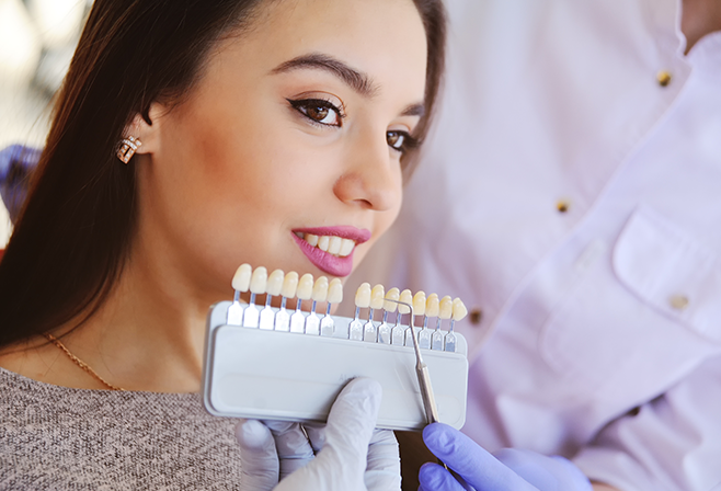 How Long Composite Veneers and Porcelain Veneers Last